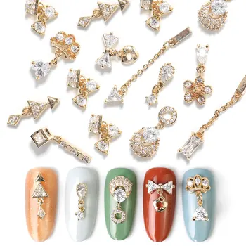 2 kusy kvalitných high-end Drop Crystal Prívesok Reťazca amulet na nechty, ozdoby 6 luxusné zirkón crystal diamond nails