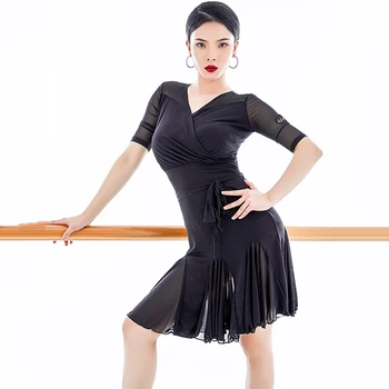 2022 Nové latinské Tanečné Oblečenie Sexy latinskej Šaty Pre Ženy Praxi Nosenie Čiernej Čipky Lemovaný Šaty Samba Cha Cha Kostým BL8333